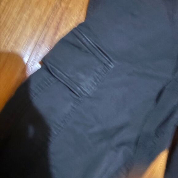 American Eagle Outfitters Navy Cargo Pants - Picture 4 of 7